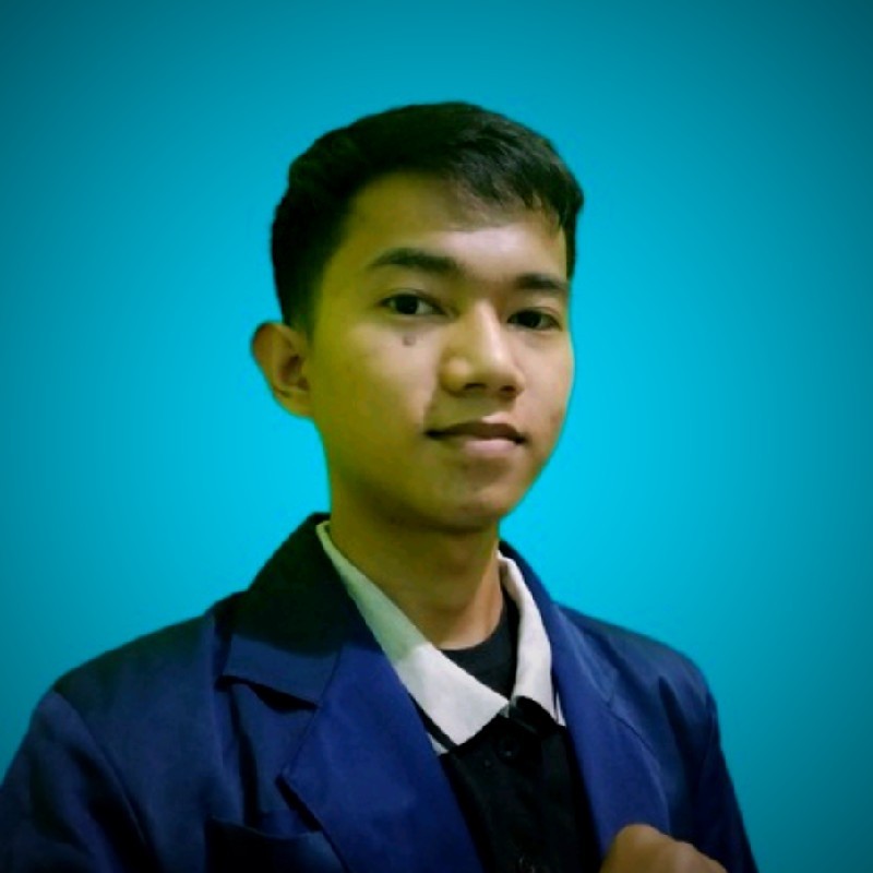 Yalangoch qizlar josuslik qilgan videoni yoritadi